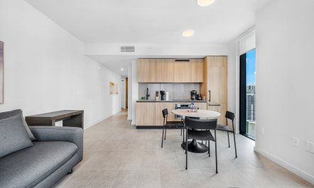Miami Elevation 6