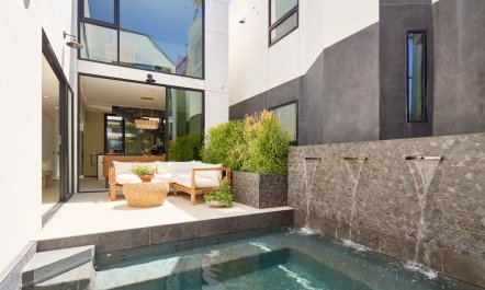 Deco & Glass