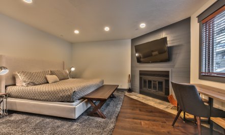 High Rise Lodge 7