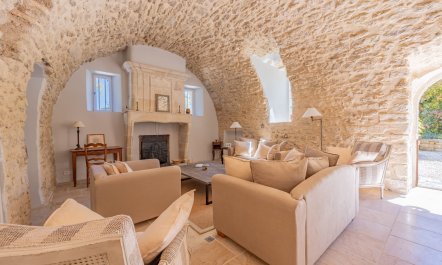 Proven&ccedil;al Charms 2