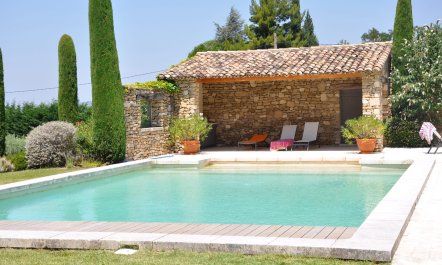 Proven&ccedil;al Charms 1