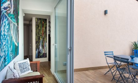 Cala Solstice 9