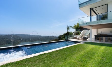 Opulent Echo 1
