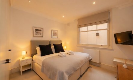 Kensington Terrace Dreams 6