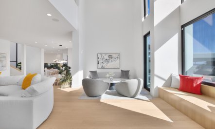 Pacific Pearl 8