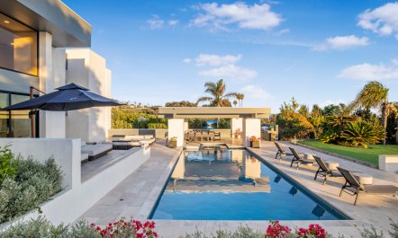 Pacific Pearl 2