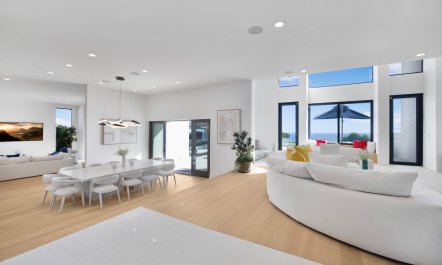 Pacific Pearl 9