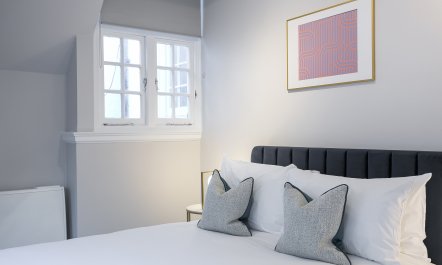 Penthouse Pad 9