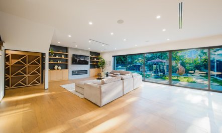 Sunshine's Oasis 9