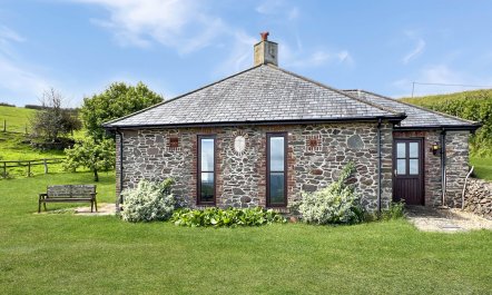 Beehive Cottage, Culbone