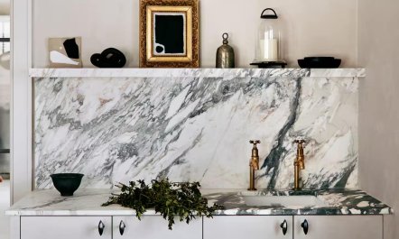 Colonial & Clover 8