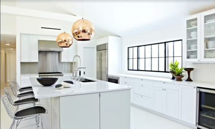 Colonial & Clover 6