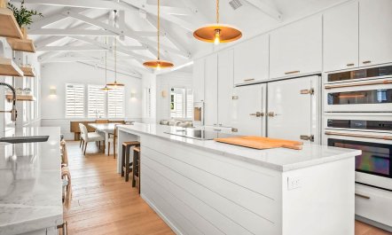 Saltwater Stay 9