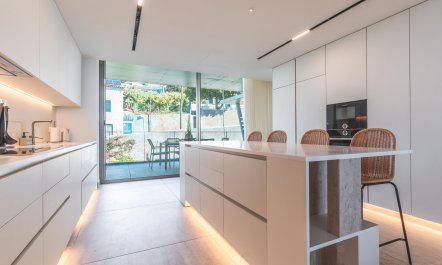 Stone, Tide & Timber 4