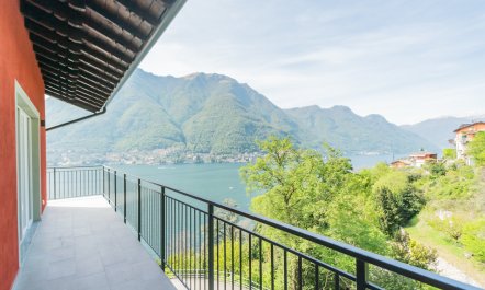 Lario Reverie