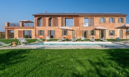Monferrato & Vine 2