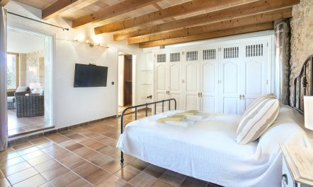 Stone & Siesta 7
