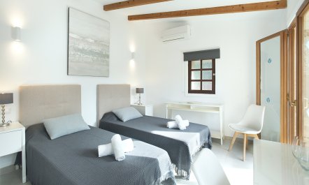 Stone & Siesta 9