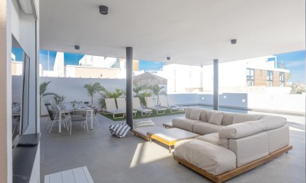 Pearly Protaras 1