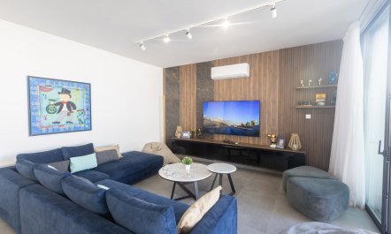 Pearly Protaras 7