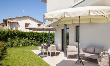 Lazise Living 2
