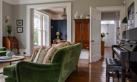 Cheltenham Luxe 6