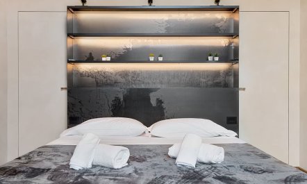 Florentine Loft Reverie 8