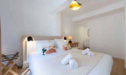 Croisette Corner 9