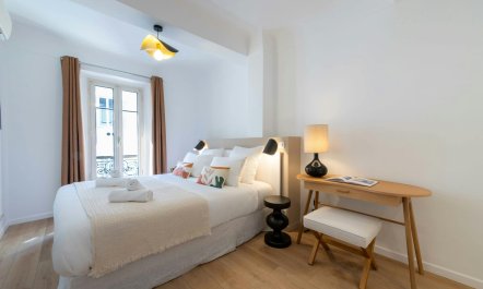 Croisette Corner 8