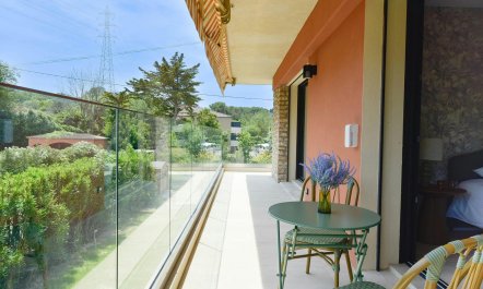 Quiet Terraces 3