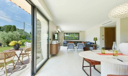 Quiet Terraces 9