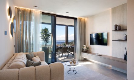 Lakeview Living 7