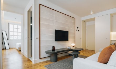 Cl&eacute;rigos Contemporary 4