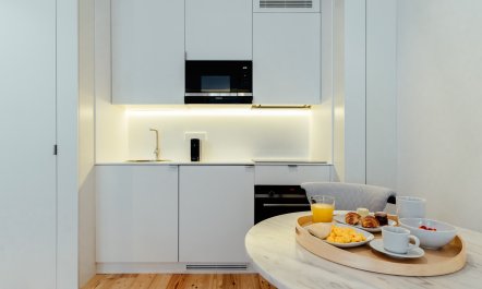 Cl&eacute;rigos Contemporary 1