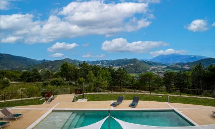 Truffle Country Double Pool