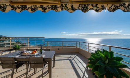 Riviera Terrace 2