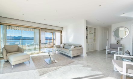 Riviera Terrace 8