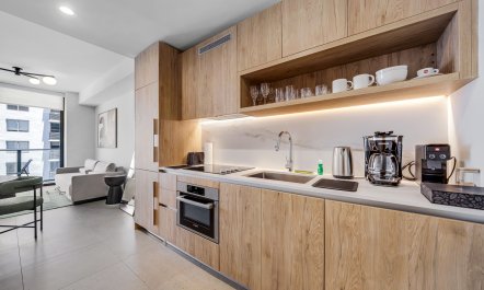 Lightline Living 8
