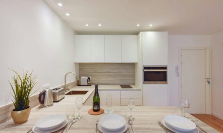 Golden Square Haven 4