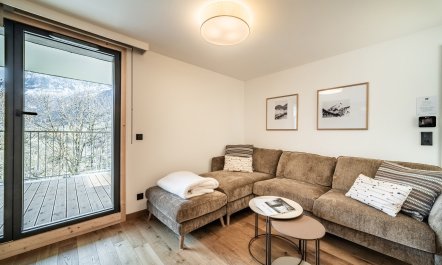 Les Houches Style 3