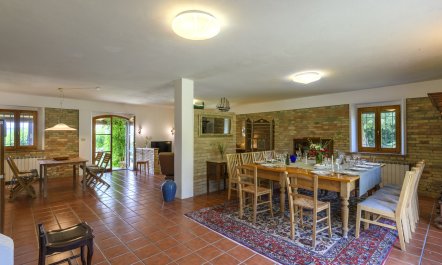 Mondavio Brick and Beams 4