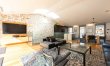 Mona's Place 5