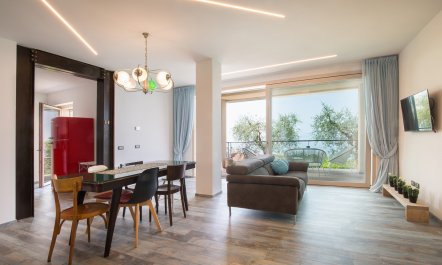 Benaco Terrace Views 6