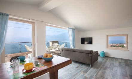 Benaco Terrace Views 4