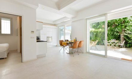 The Riviera Garden 5