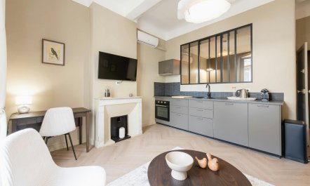 Rue d&rsquo;Antibes Stay 7
