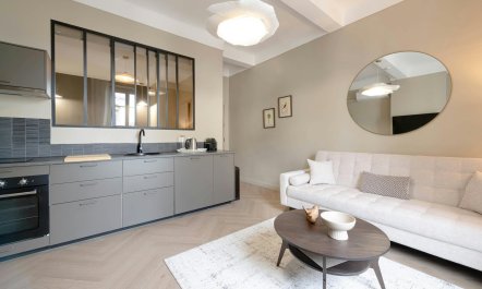 Rue d&rsquo;Antibes Stay 6