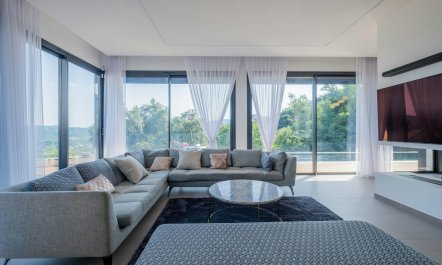 French Riviera Manor 6