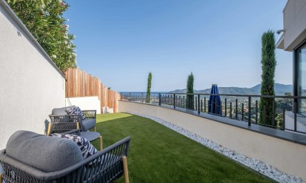 French Riviera Manor 4