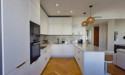 Gilded Shores 8